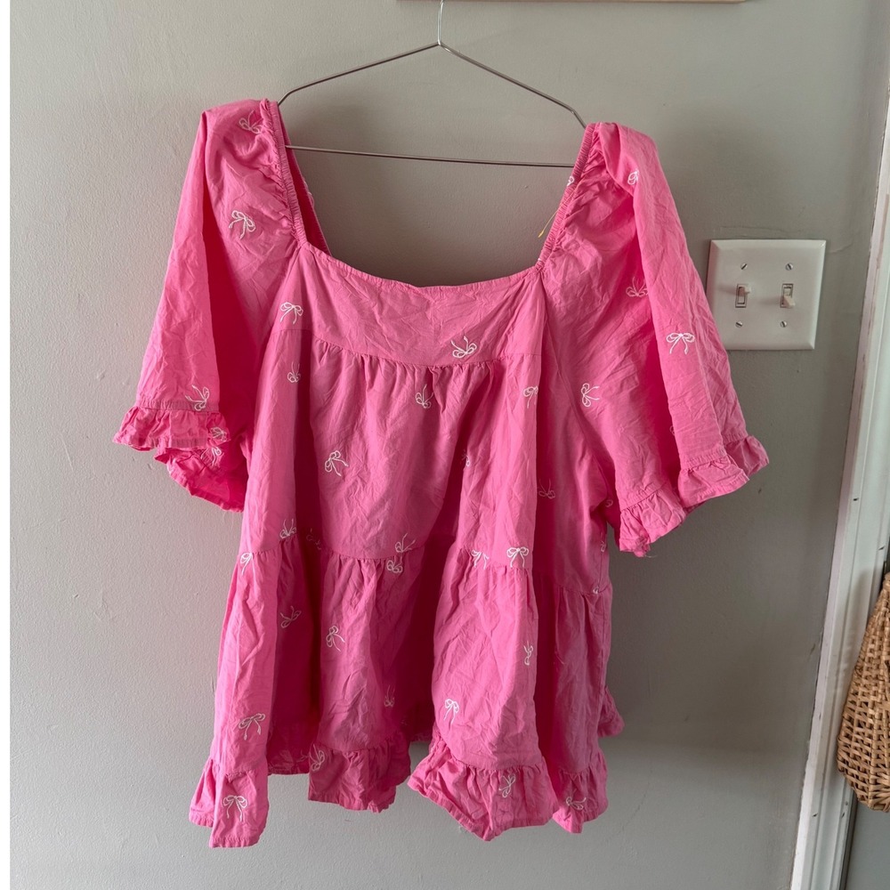 2X chicsoul embroidered top